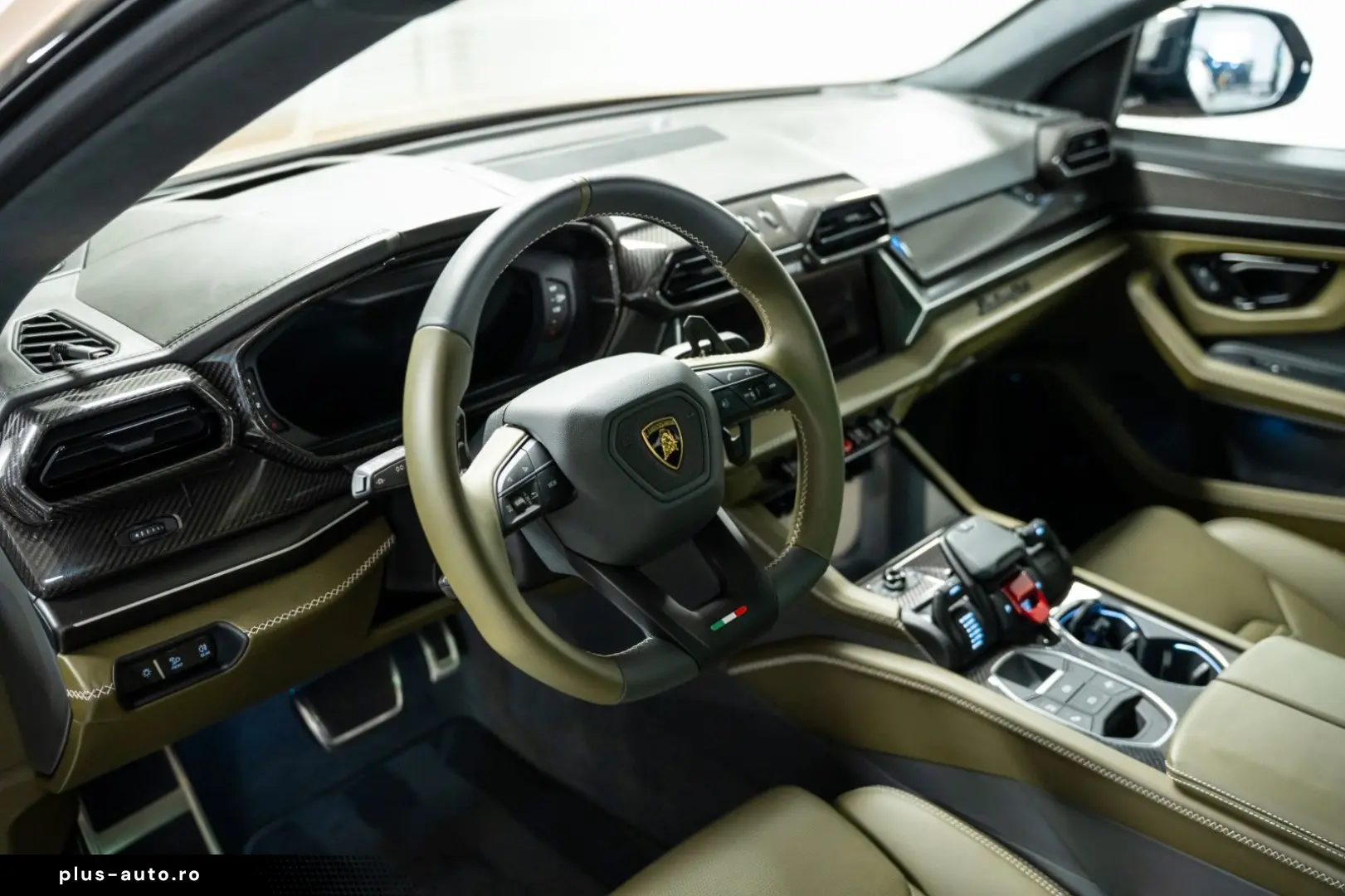 LAMBORGHINI Urus 4.0 V8 PHEV SE