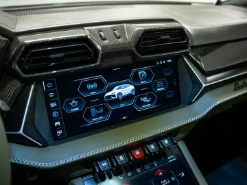 LAMBORGHINI Urus 4.0 V8 PHEV SE