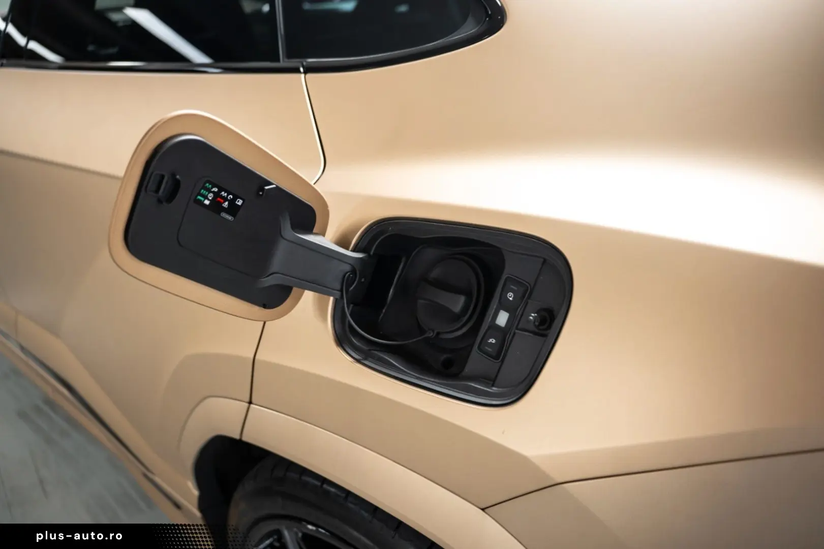 LAMBORGHINI Urus 4.0 V8 PHEV SE