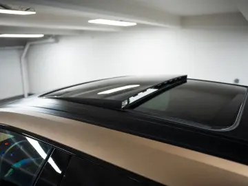 LAMBORGHINI Urus 4.0 V8 PHEV SE