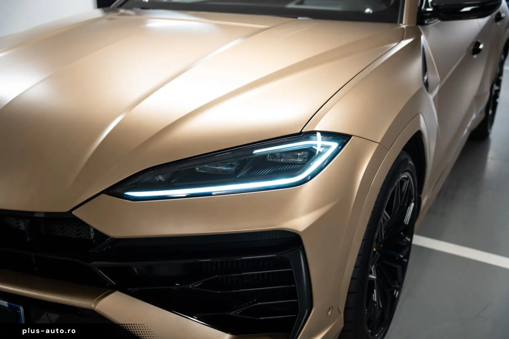 LAMBORGHINI Urus 4.0 V8 PHEV SE