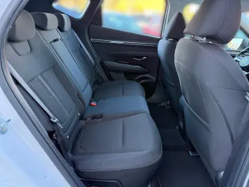 HYUNDAI Tucson 1.6 Hybrid 4WD Autmatik Navi LED AWD DAB