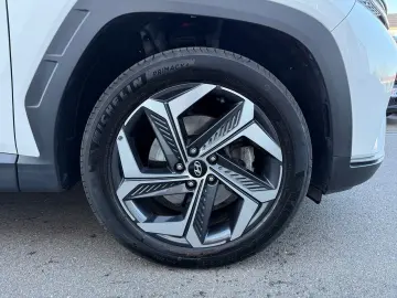 HYUNDAI Tucson 1.6 Hybrid 4WD Autmatik Navi LED AWD DAB