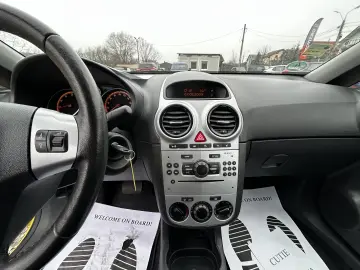 Opel Corsa 1.2  Edition  Automatic
