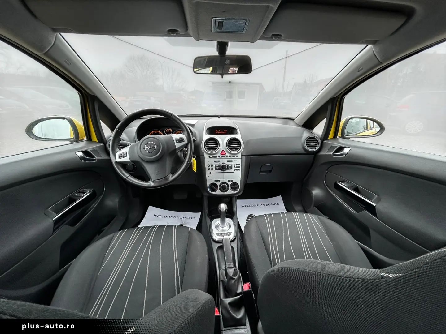 Opel Corsa 1.2  Edition  Automatic