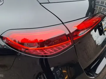 MERCEDES-BENZ GLC 200 4MATIC NIGHT 360 PDC LED MBUX NAVI