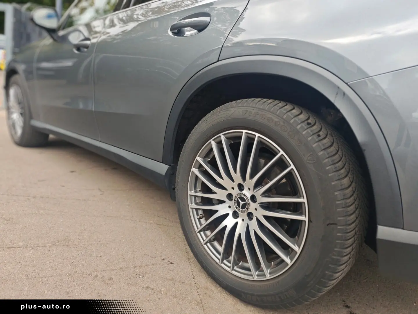 MERCEDES-BENZ GLC 200 NEUES MODEL ADVANCED  PANORAMA