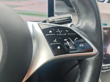 MERCEDES-BENZ GLC 200 NEUES MODEL ADVANCED  PANORAMA