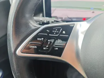 MERCEDES-BENZ GLC 200 NEUES MODEL ADVANCED  PANORAMA