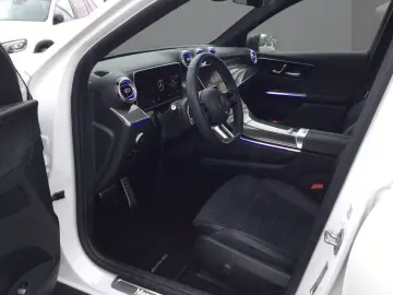 MERCEDES-BENZ GLC 200 4M AMG Line DigiLight KeyGo S-Dach TWA