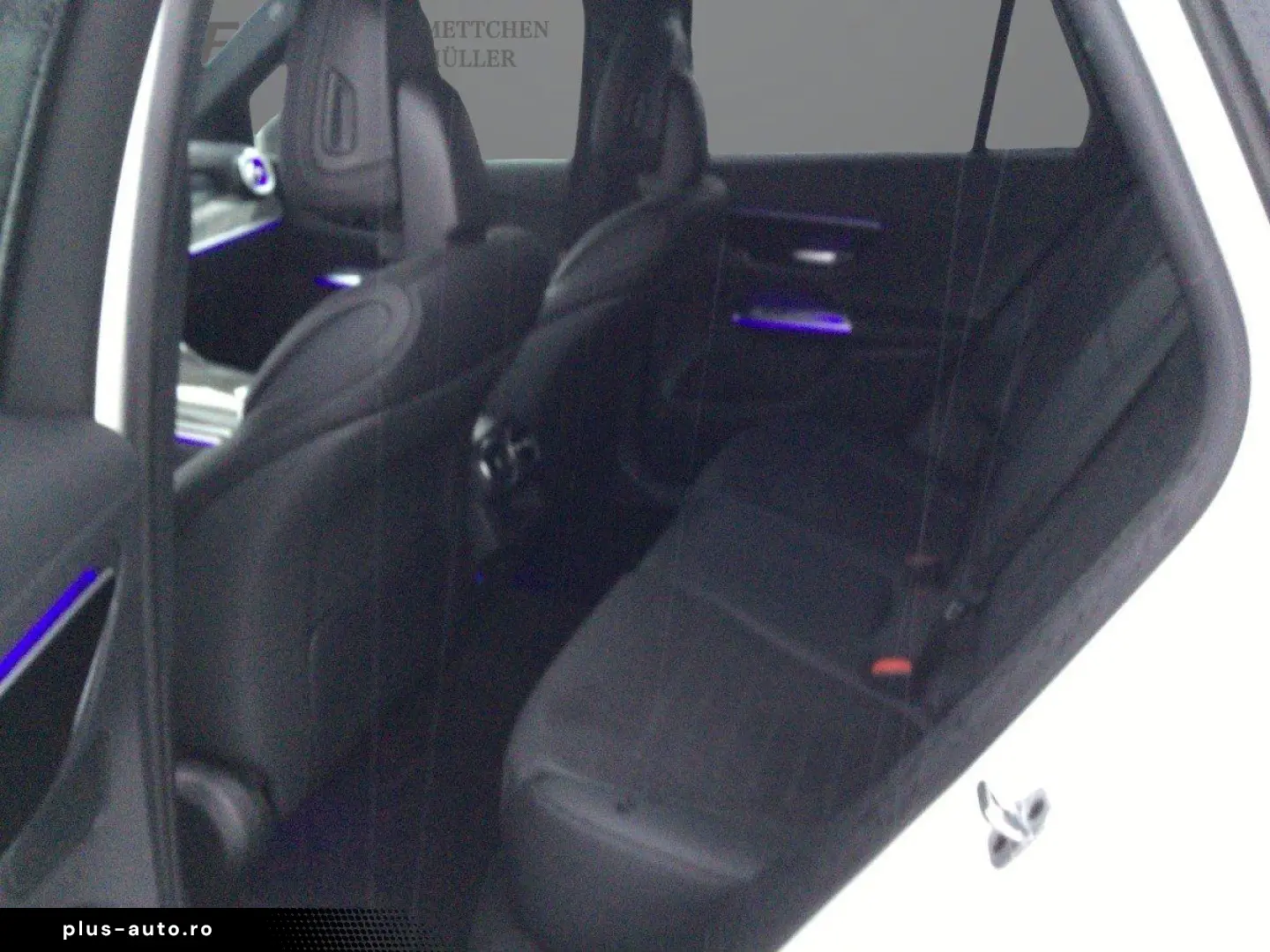 MERCEDES-BENZ GLC 200 4M AMG Line DigiLight KeyGo S-Dach TWA