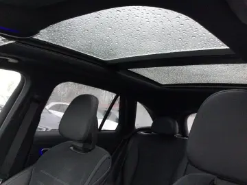 MERCEDES-BENZ GLC 200 4M AMG Line DigiLight KeyGo S-Dach TWA