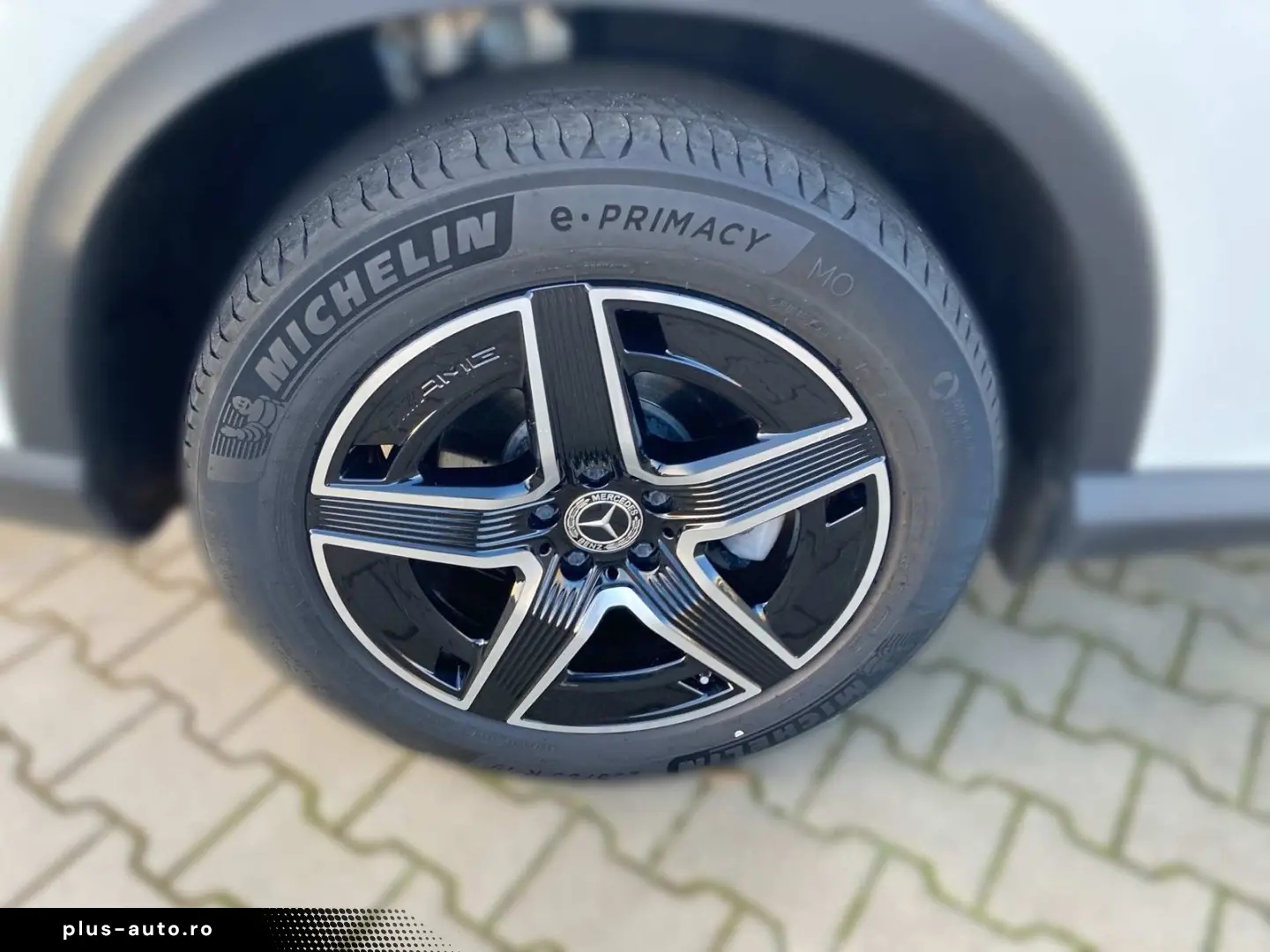 MERCEDES-BENZ GLC 200 4M AMG Pano Night AHK 360 DIGI&hellip;