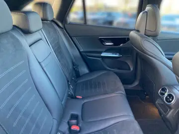 MERCEDES-BENZ GLC 200 4M AMG Pano Night AHK 360 DIGI&hellip;