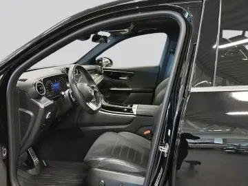 MERCEDES-BENZ GLC 300 4Matic 9G-TRONIC AMG-LINE  AHK&hellip;
