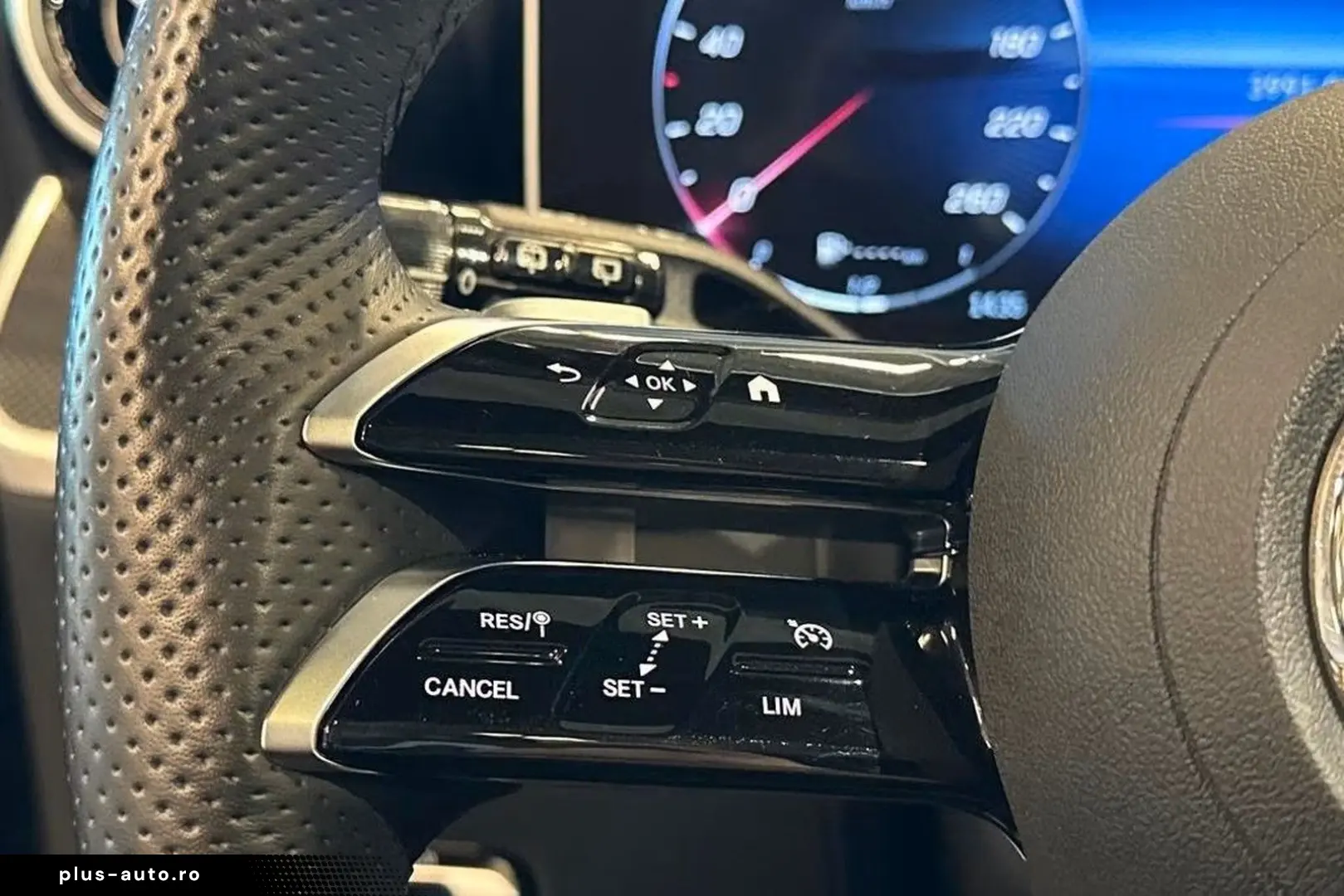 MERCEDES-BENZ GLC 300 4Matic 9G-TRONIC AMG-LINE  AHK&hellip;