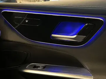 MERCEDES-BENZ GLC 300 4Matic 9G-TRONIC AMG-LINE  AHK&hellip;