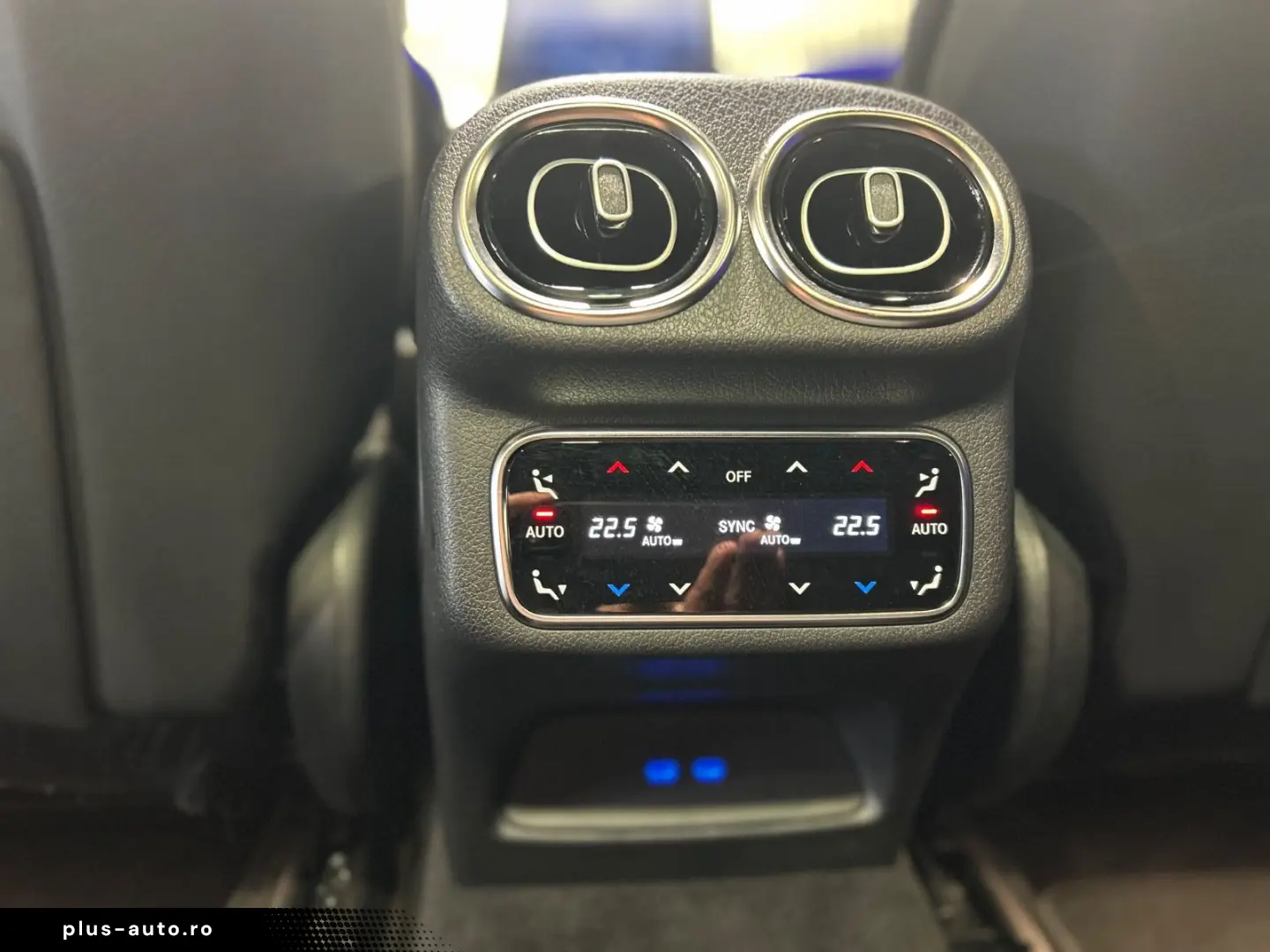 MERCEDES-BENZ GLC 300 4M AMG Night -Airmatic-HUD-Pano-Memory