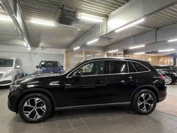 MERCEDES-BENZ GLC 220d 4M 2x Avantgarde Burmester AH&hellip;