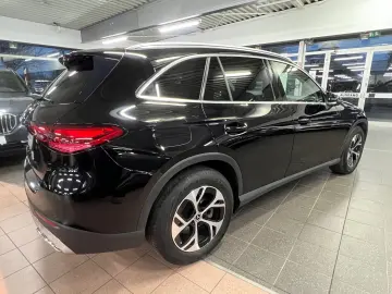 MERCEDES-BENZ GLC 220d 4M 2x Avantgarde Burmester AH&hellip;