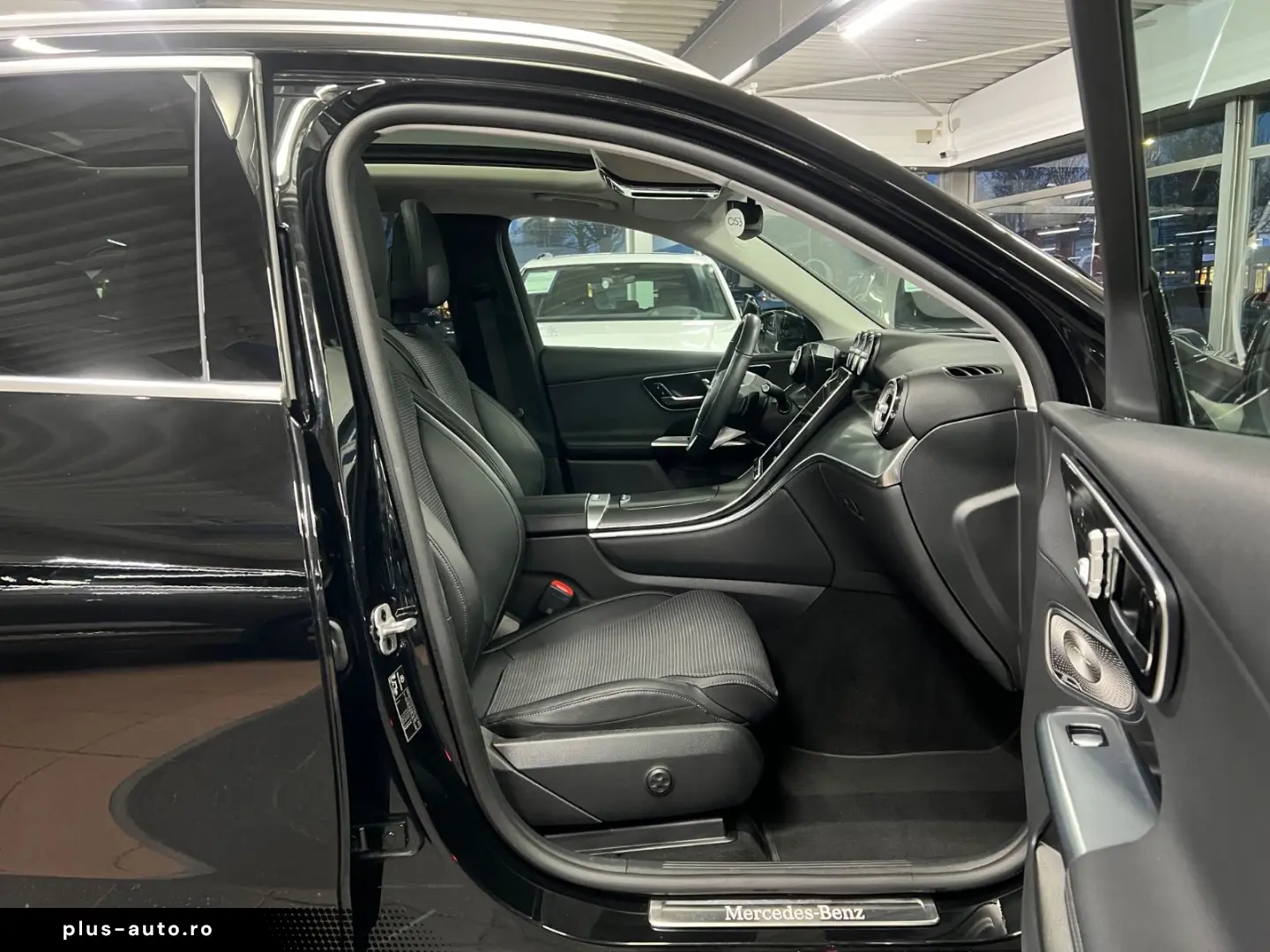 MERCEDES-BENZ GLC 220d 4M 2x Avantgarde Burmester AH&hellip;