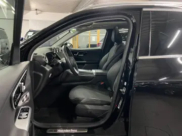 MERCEDES-BENZ GLC 220d 4M 2x Avantgarde Burmester AH&hellip;