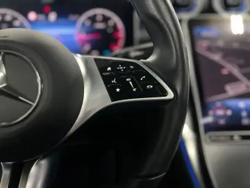 MERCEDES-BENZ GLC 220d 4M 2x Avantgarde Burmester AH&hellip;