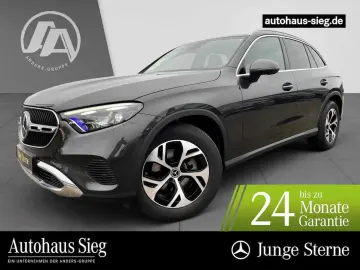 MERCEDES-BENZ GLC 220 d 4M Avantgarde Pano Distr AHK DIGITAL