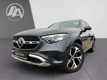 MERCEDES-BENZ GLC 220 d 4M Avantgarde Pano Distr AHK DIGITAL