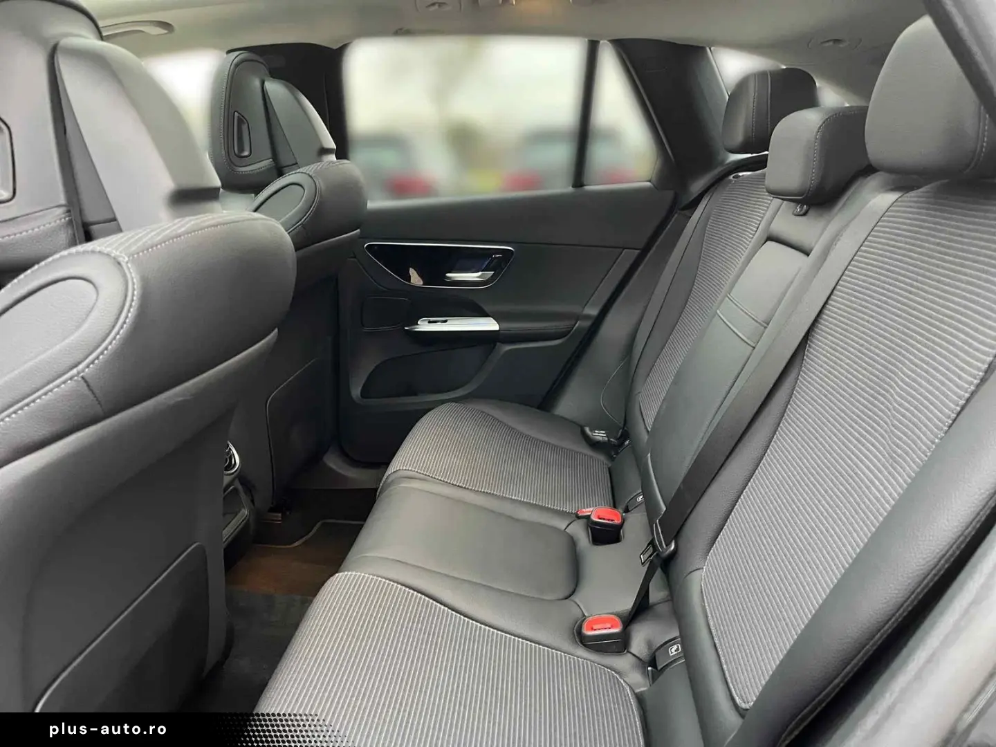 MERCEDES-BENZ GLC 220 d 4M Avantgarde Pano Distr AHK DIGITAL