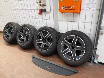 MERCEDES-BENZ GLC 220 d AMG Line 4Matic Burmester 36&hellip;