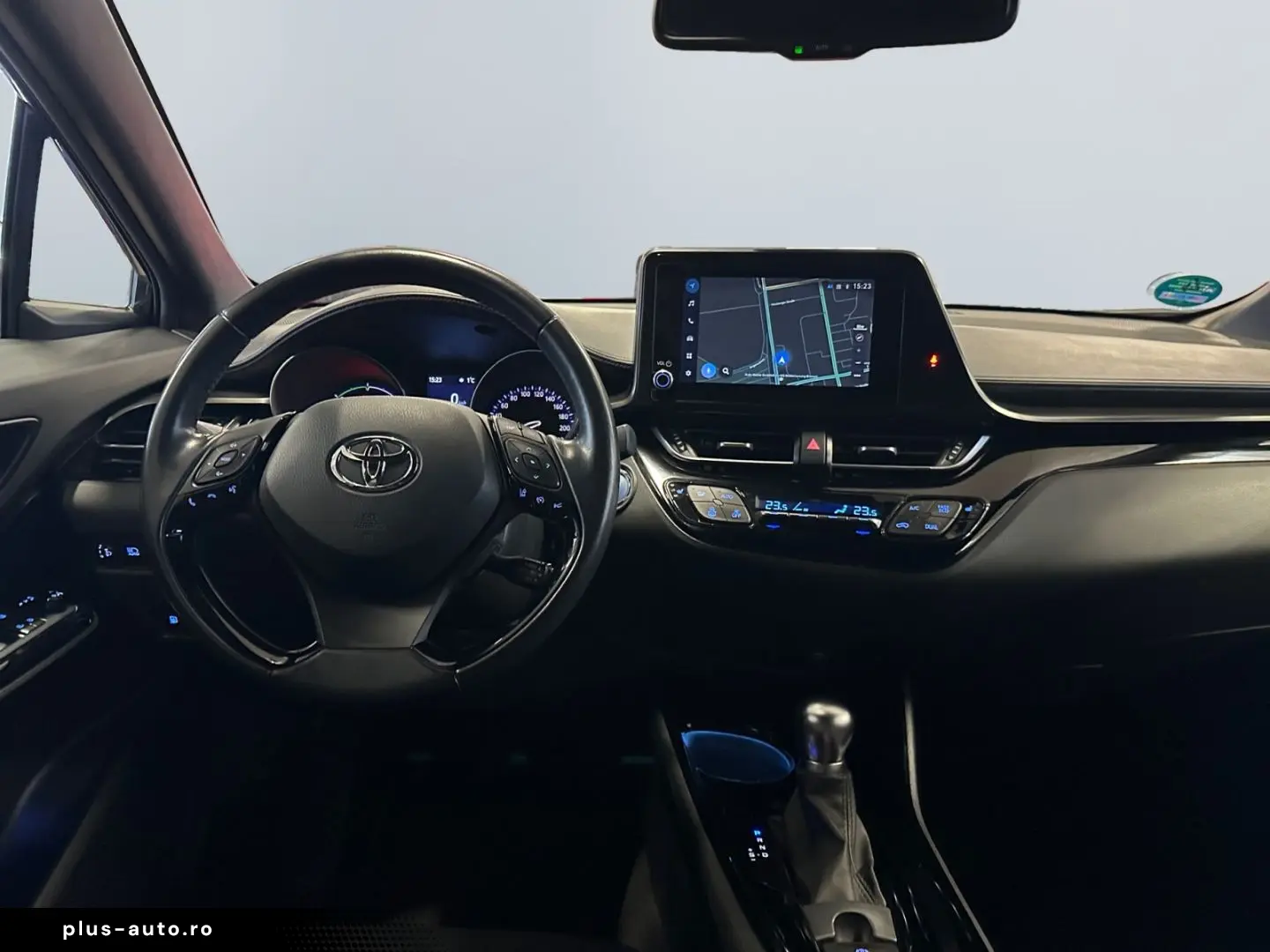 TOYOTA C-HR 2.0 Hybrid Team D  8-fach bereift RCam SHZ