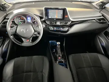 TOYOTA C-HR 2.0 Hybrid GR Sport  LED 19Zoll ACC JBL CAM