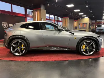 FERRARI Purosangue V12 DCT 4WD FULL CARBON WARRANTY  SKY