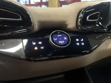 FERRARI Purosangue V12 DCT 4WD FULL CARBON WARRANTY  SKY