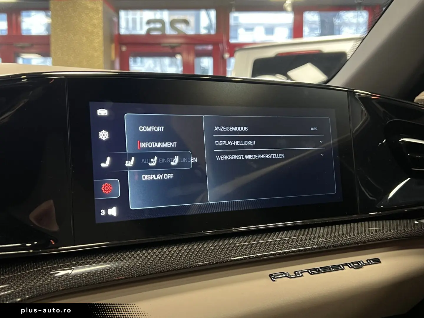 FERRARI Purosangue V12 DCT 4WD FULL CARBON WARRANTY  SKY