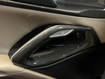 FERRARI Purosangue V12 DCT 4WD FULL CARBON WARRANTY  SKY