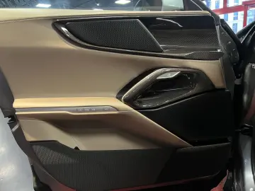 FERRARI Purosangue V12 DCT 4WD FULL CARBON WARRANTY  SKY