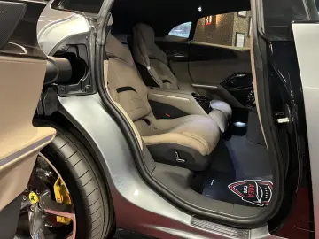 FERRARI Purosangue V12 DCT 4WD FULL CARBON WARRANTY  SKY