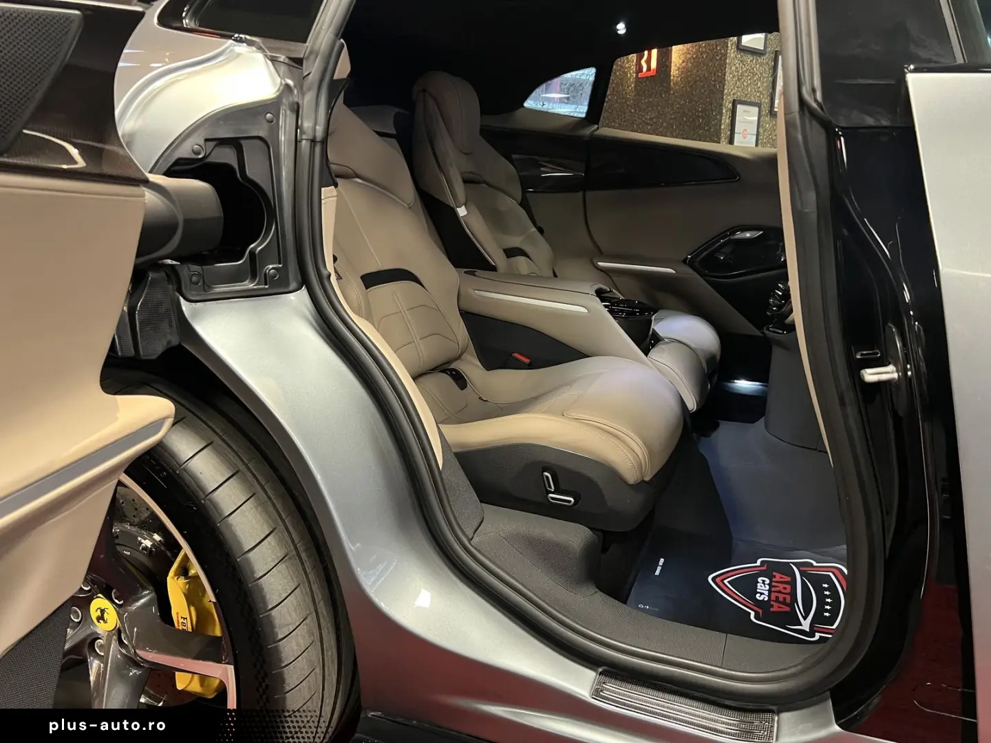 FERRARI Purosangue V12 DCT 4WD FULL CARBON WARRANTY  SKY