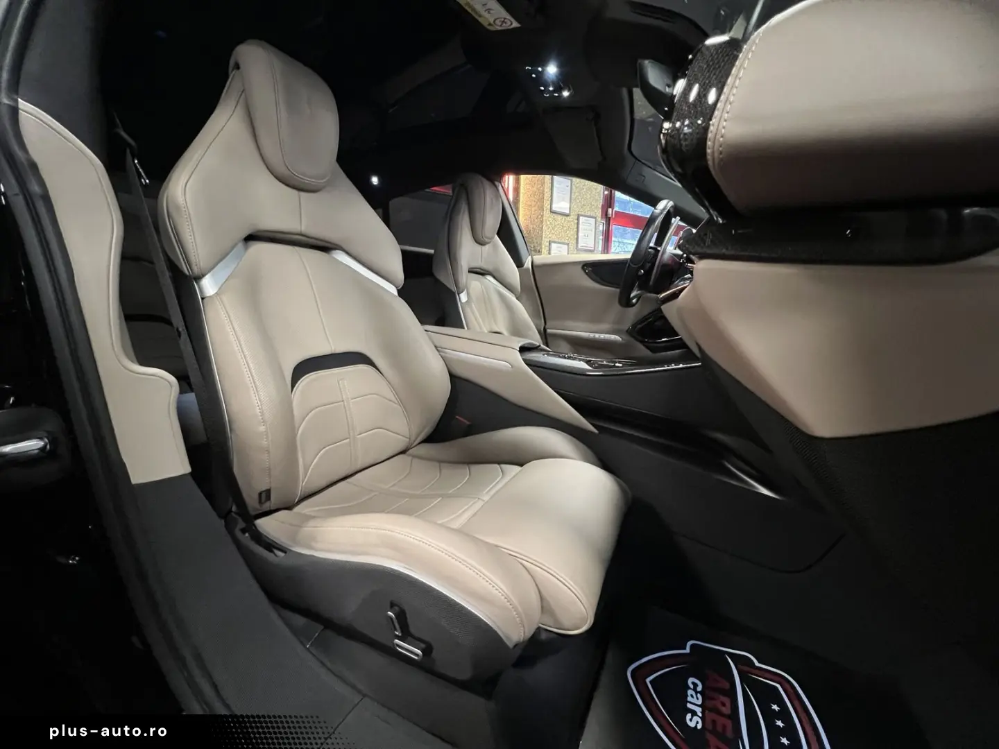 FERRARI Purosangue V12 DCT 4WD FULL CARBON WARRANTY  SKY