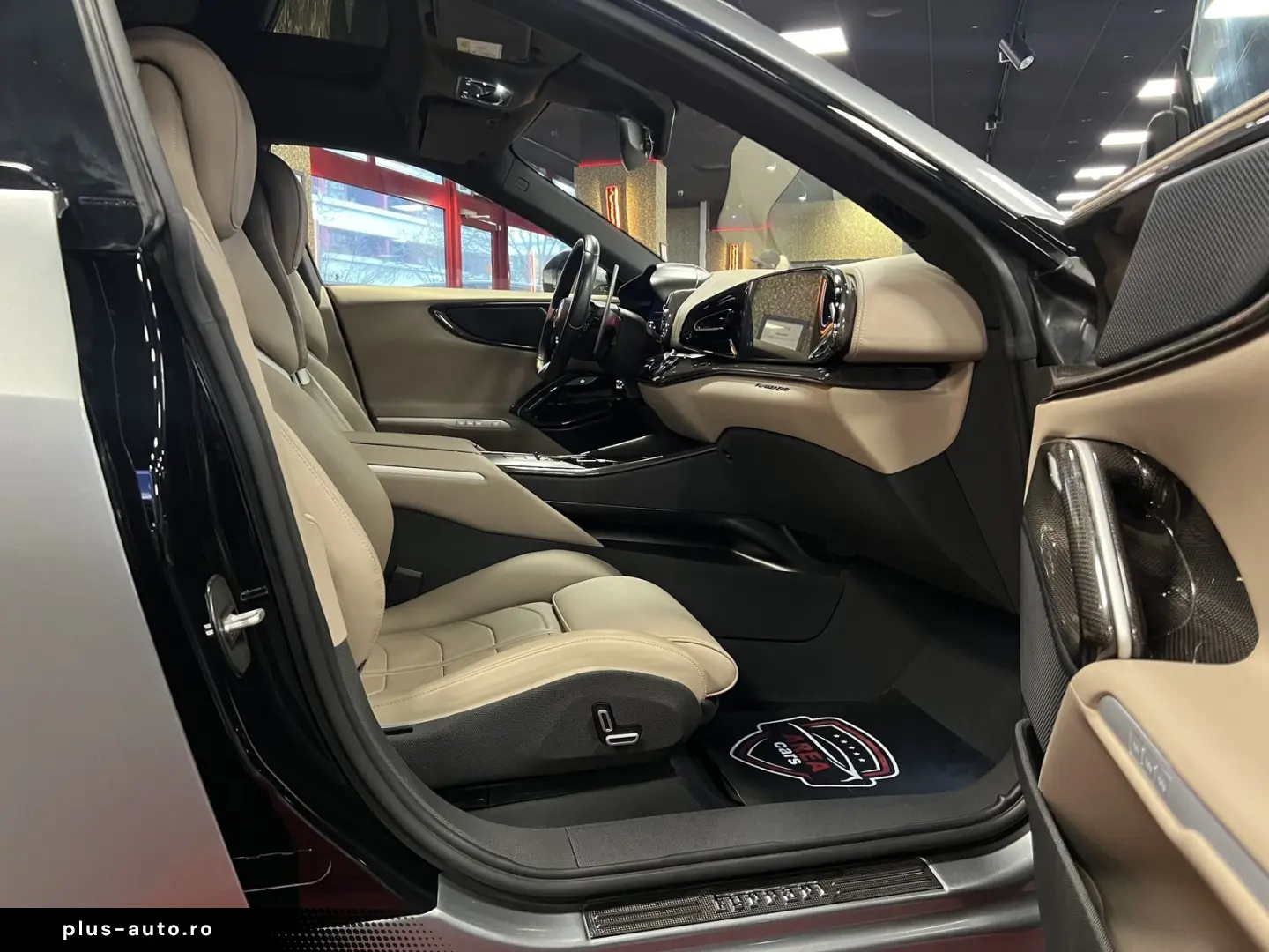 FERRARI Purosangue V12 DCT 4WD FULL CARBON WARRANTY  SKY