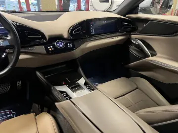 FERRARI Purosangue V12 DCT 4WD FULL CARBON WARRANTY  SKY