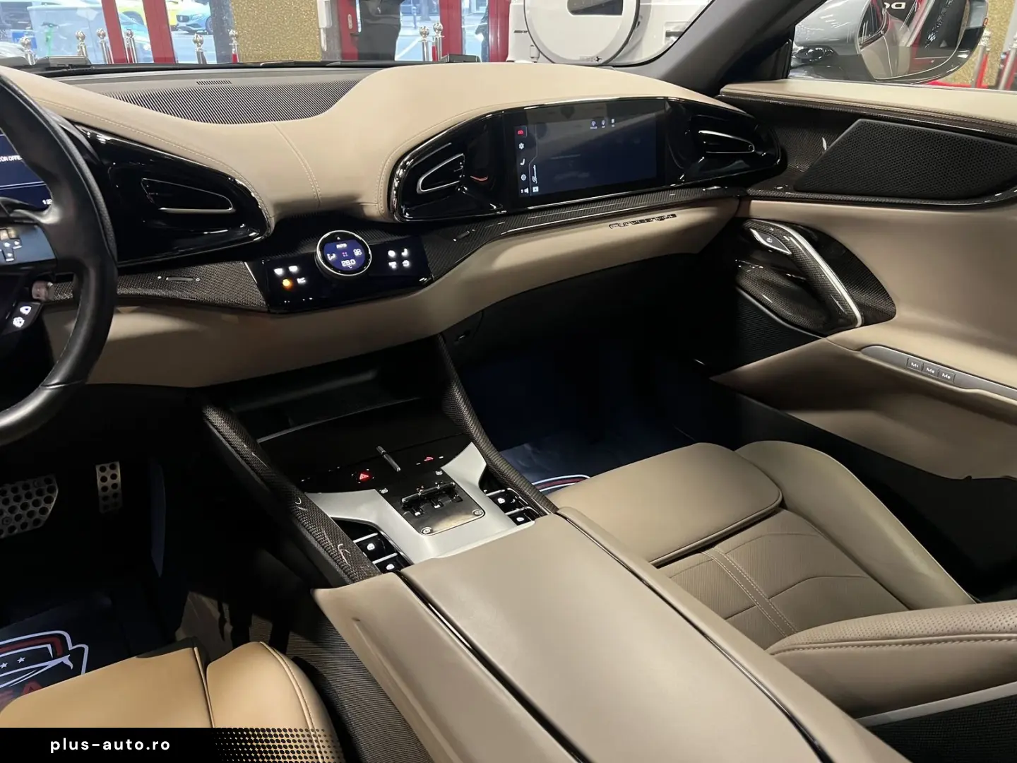 FERRARI Purosangue V12 DCT 4WD FULL CARBON WARRANTY  SKY