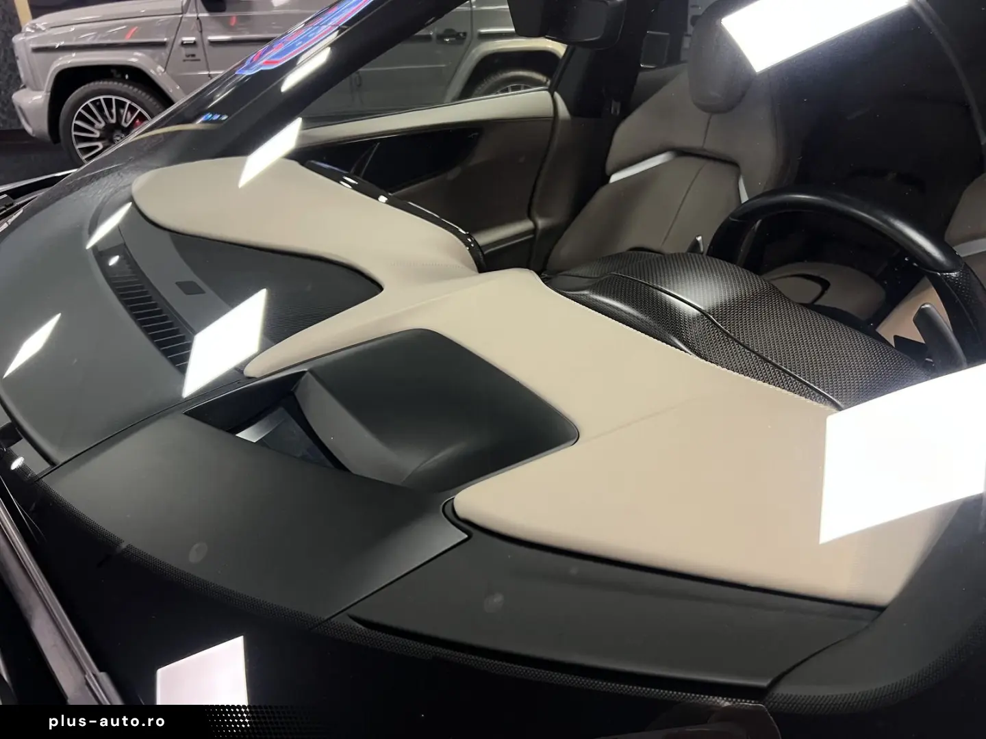 FERRARI Purosangue V12 DCT 4WD FULL CARBON WARRANTY  SKY