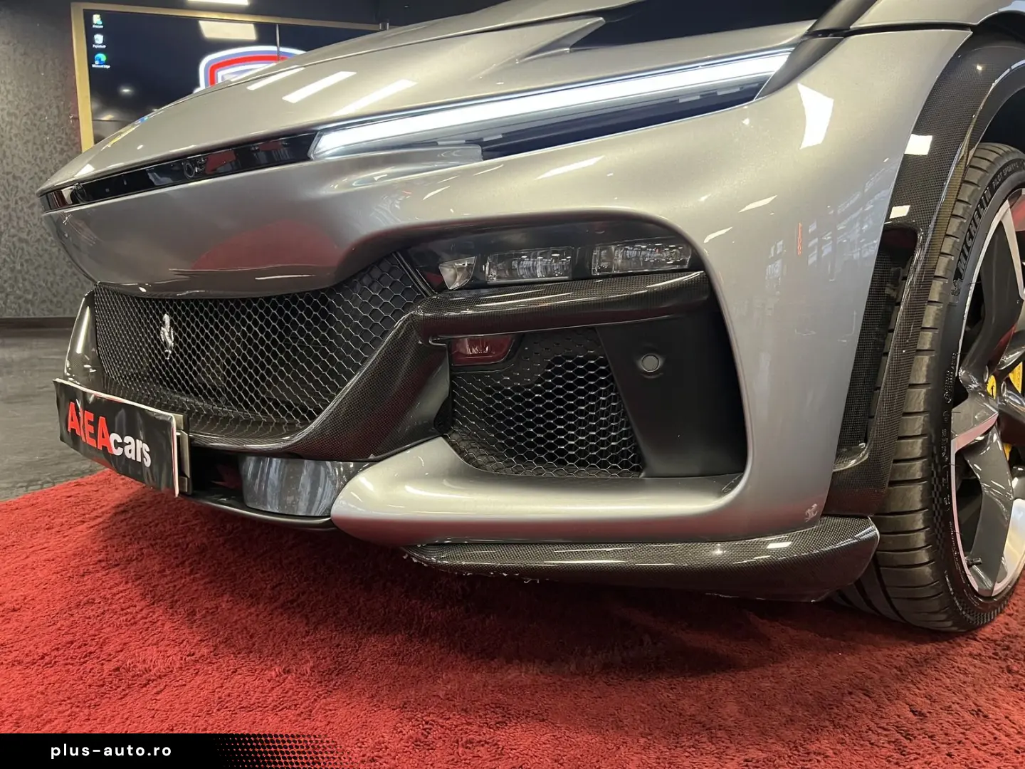 FERRARI Purosangue V12 DCT 4WD FULL CARBON WARRANTY  SKY