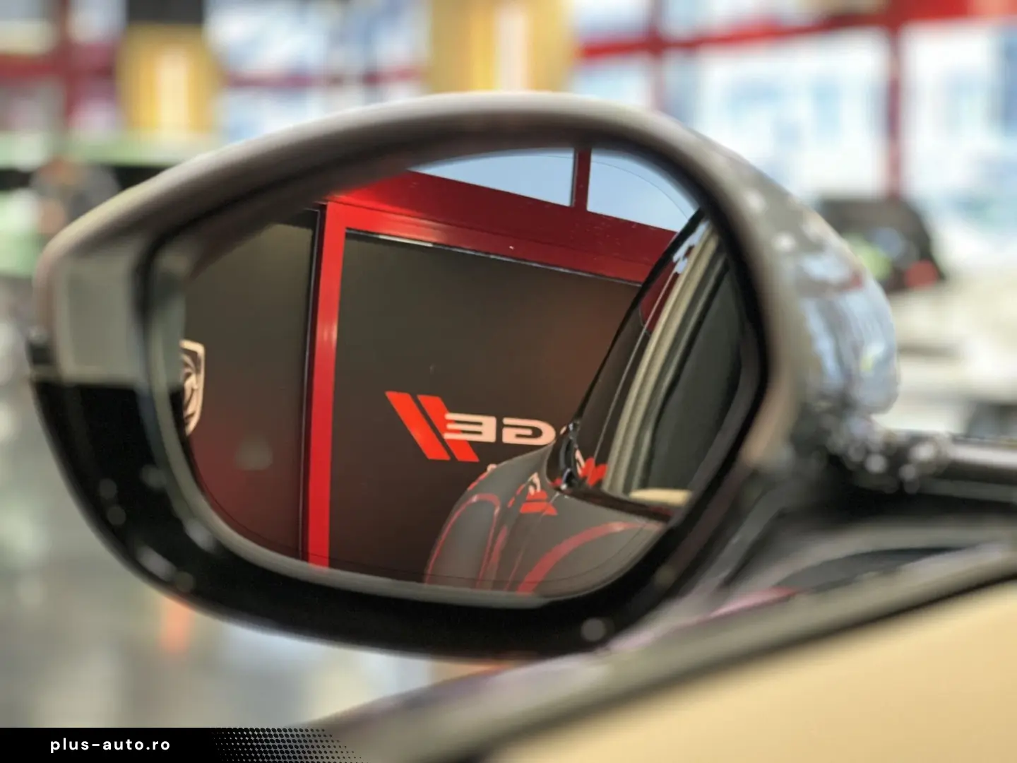 FERRARI Purosangue V12 DCT 4WD FULL CARBON WARRANTY  SKY