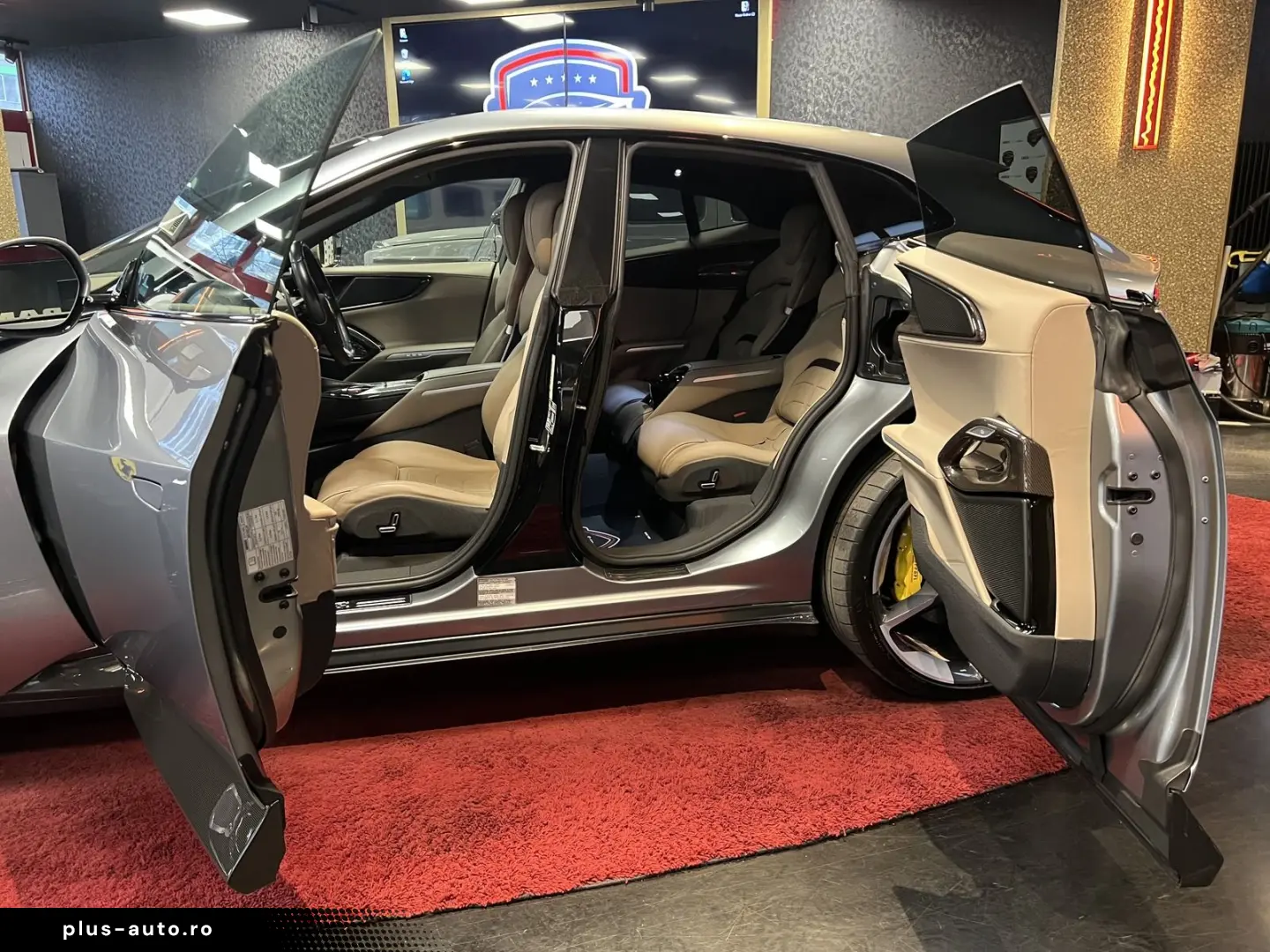 FERRARI Purosangue V12 DCT 4WD FULL CARBON WARRANTY  SKY