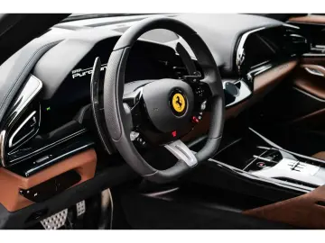 FERRARI Purosangue  Matrix-LED 360 -Kamera Burmester Pri