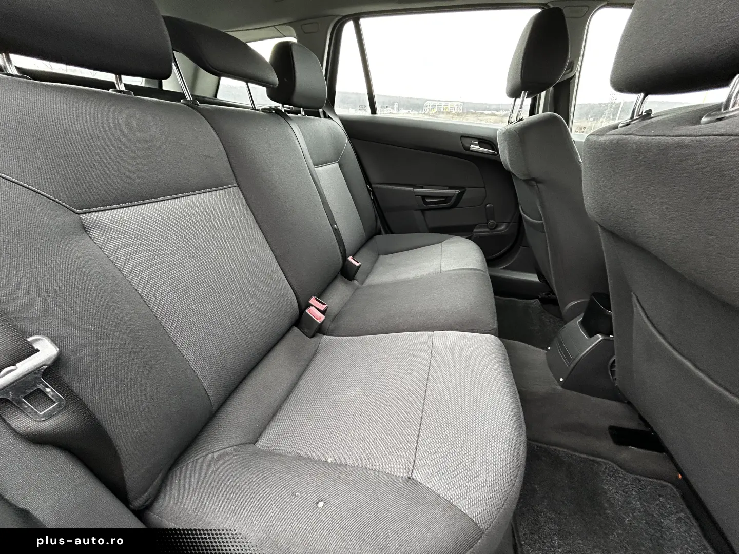 Opel Astra 1.6 MPI  Easytronic    GPL